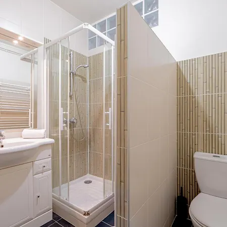 Apartmán Near Eiffel Tower 1br 4p Charming Paříž
