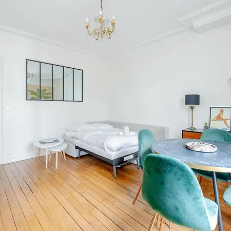Apartmán Near Eiffel Tower 1br 4p Charming